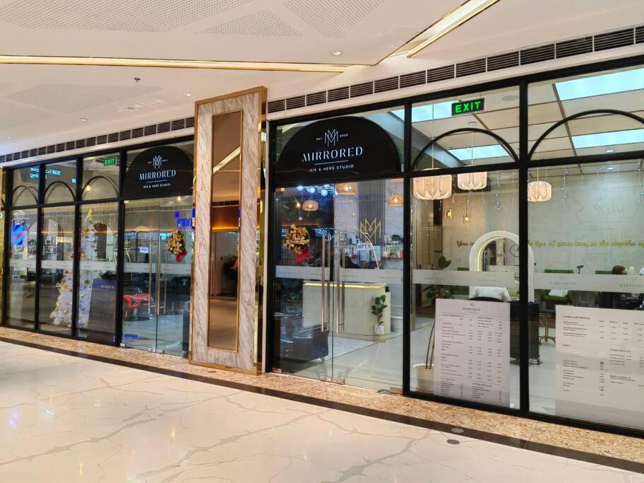 Apartment 1br Unit Condotel W/ Balcony Fame Residences -fm22